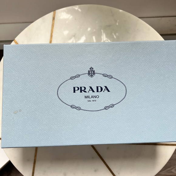 Prada Mary Jane flat shoes - Picture 2 of 8